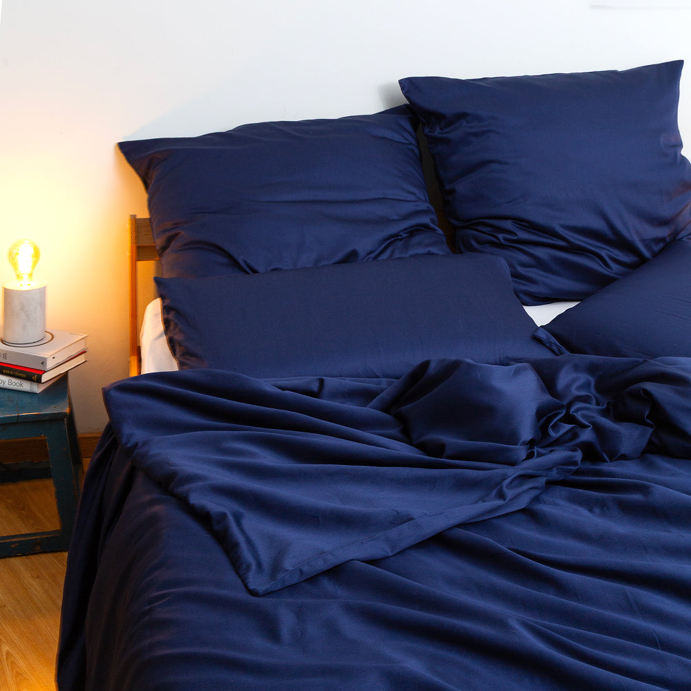 Mako-Satin Kissenbezug Alina in Waldgruen